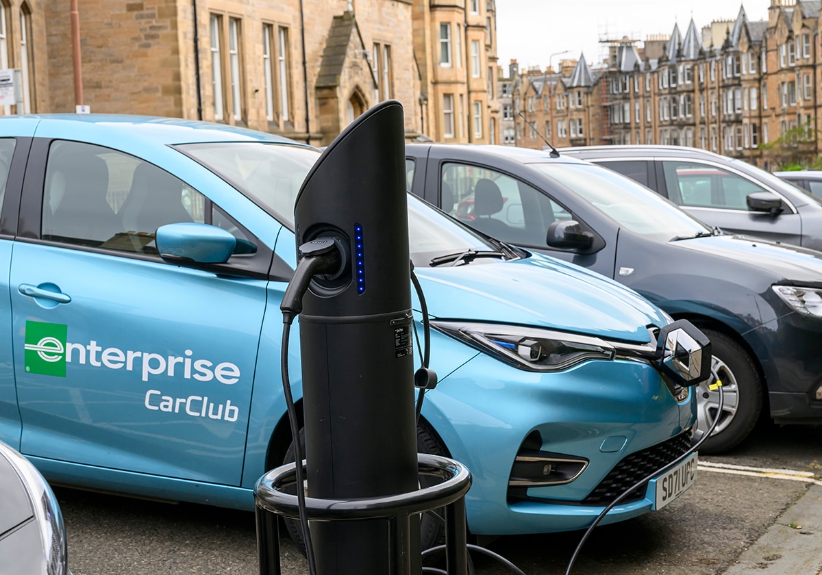 **Pics free to use**
Edinburgh EV Charge Points
Pictured: Cllr Scott Arthur, Transport Convener for the City of Edinburgh Council
Fiona Hyslop, Cabinet Secretary for Transport
Murray McAdam, Head of Business Rental Sales, Enterprise Mobility 
Benjamin Thierry, Head of Public Sector Sales, Enterprise Mobility (wearing glasses) 
